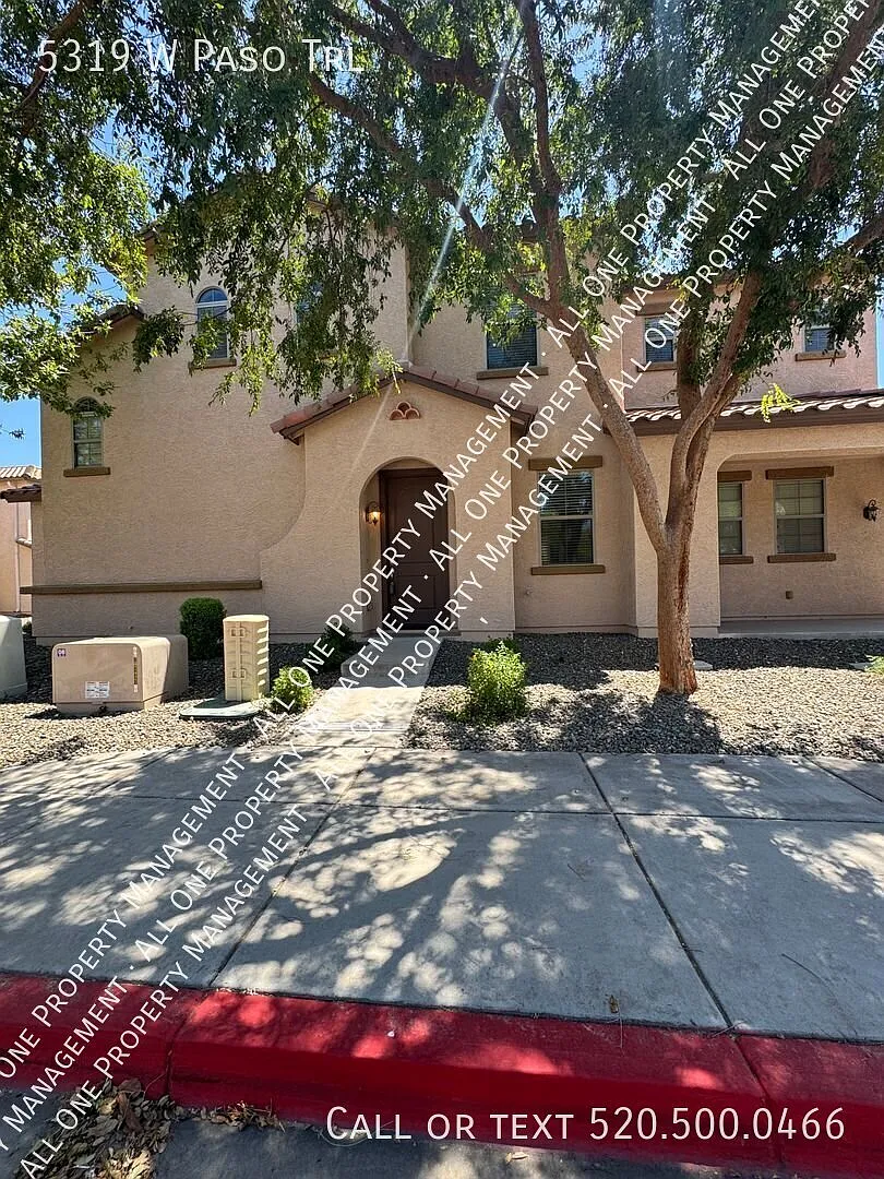 Spacious 4-Bedroom + Den in Gated Stetson Valley with Community Pool — Photo 1