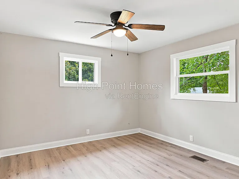 508 Hiawatha Cir — Photo 17