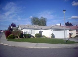 262 Sherman Peak Dr, Bakersfield, CA 93308