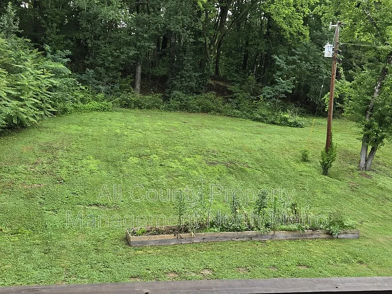 545 Lakeview Dr #A — Photo 26