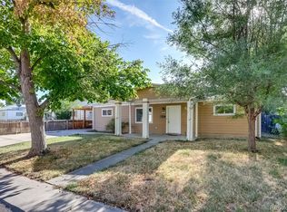 829 Vaughn St, Aurora, CO 80011