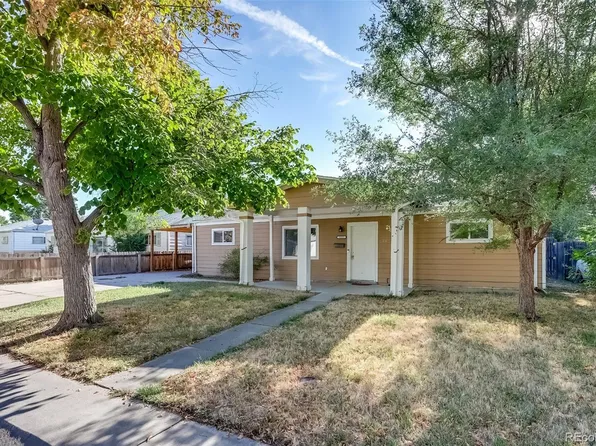 829 Vaughn Street, Aurora, CO 80011