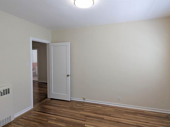 5th image of 475 Chestnut St APT 6