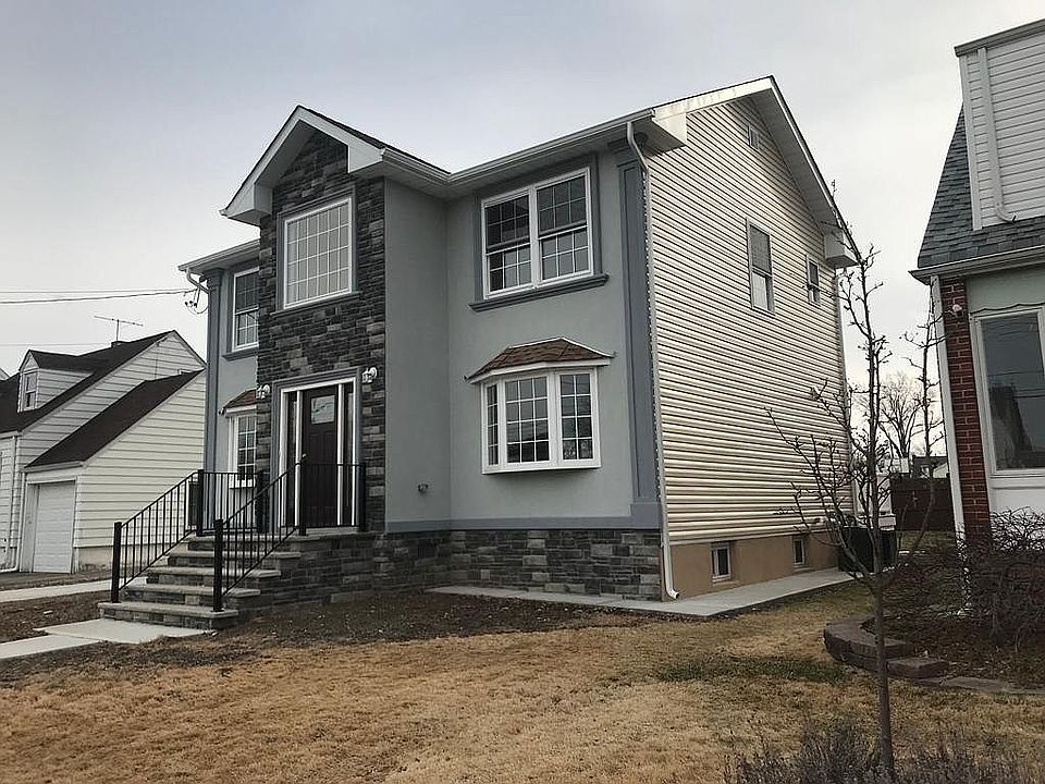 2nd image of 147 Carteret Ave
