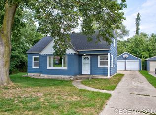15 E 35th St, Holland, MI 49423