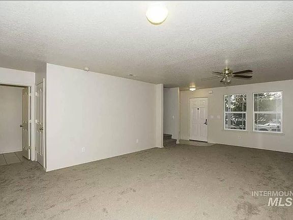 4th image of 11872 W McCoughlin Ct