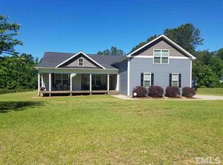210 Denvale Dr, Selma, NC 27576