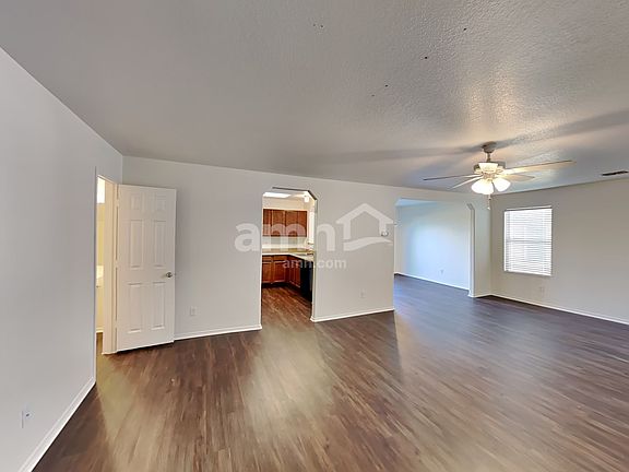 4th image of 12107 Glendale Park