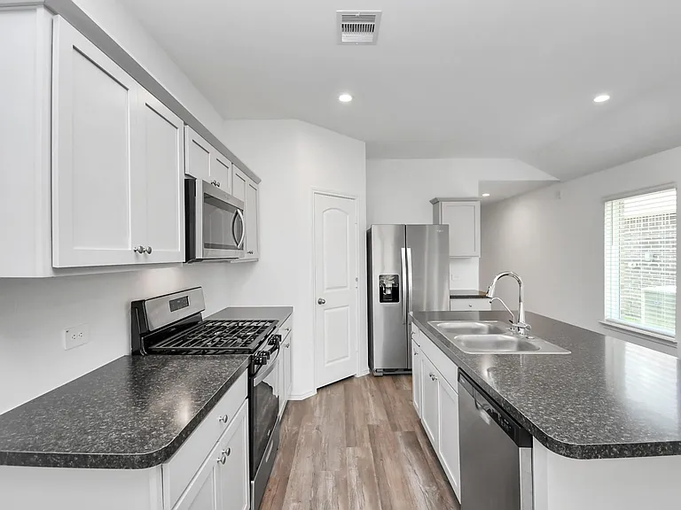 24430 Elmwood Falls Dr — Photo 11