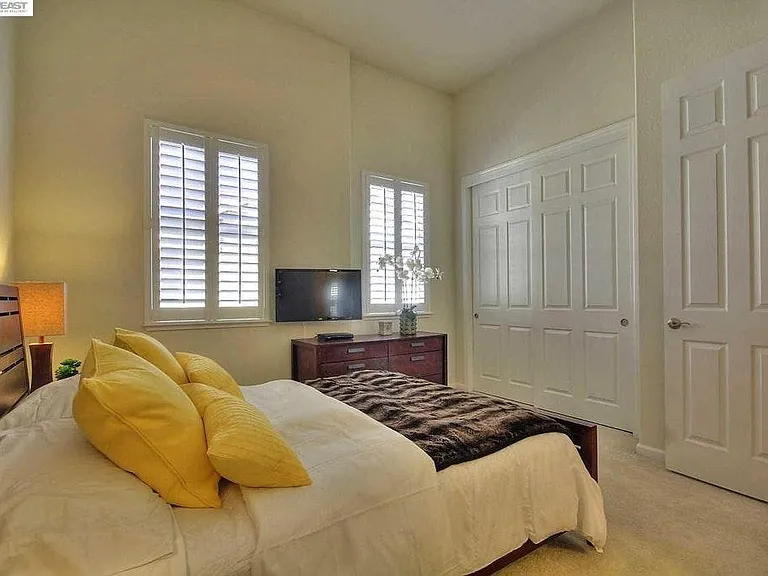 6529 Bantry Bay St — Photo 16