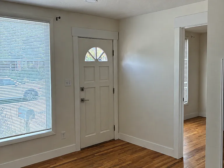 1156 E Westminster Ave #A — Photo 3