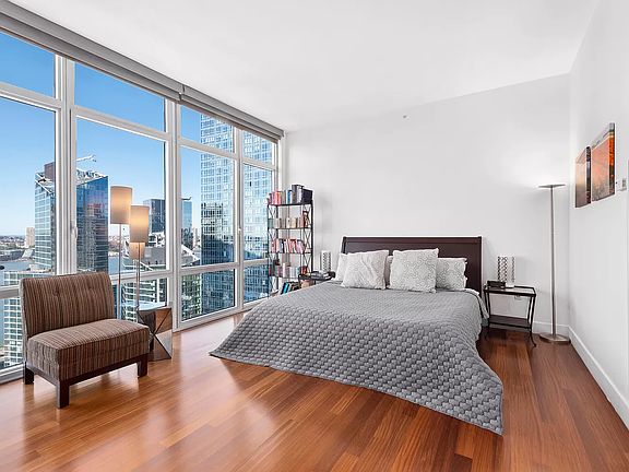 3rd image of 10 W End Ave APT 30B