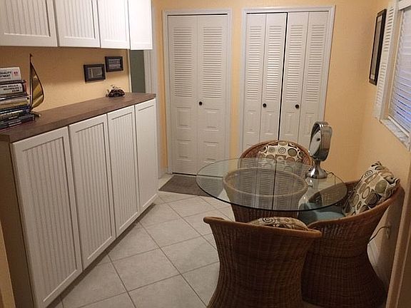 5th image of 303 Beach View Dr