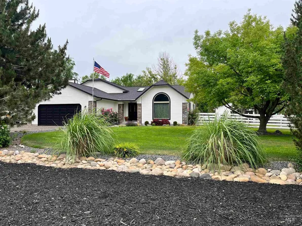 710 Keogh Ln, Caldwell, ID 83607