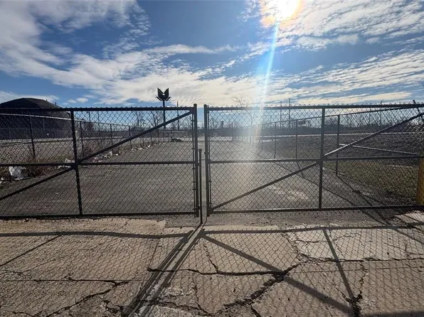 685 Ferry St, Newark, NJ 07105