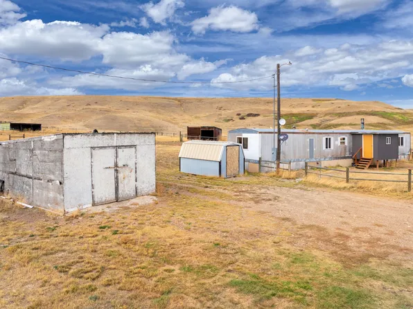 159 Cove Ln, Great Falls, MT 59404