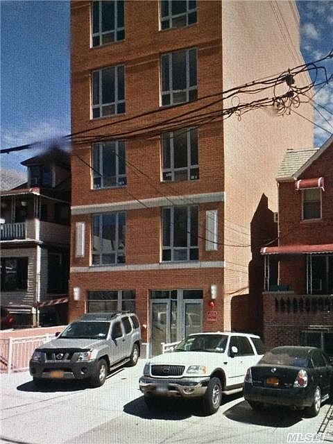 2nd image of 8220 Britton Ave