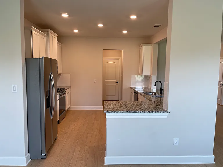 1411 Windermere Way — Photo 9