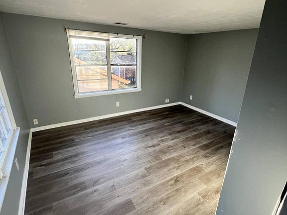 5th image of 92175 Alexander Ave