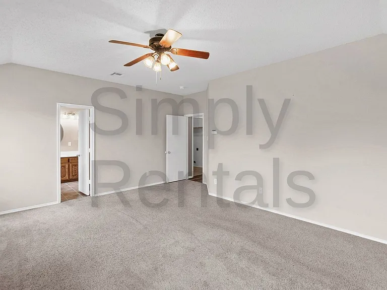 6915 Justin Ln — Photo 25