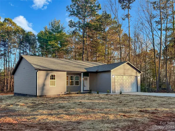 2926 19th St NE, Hickory, NC 28601