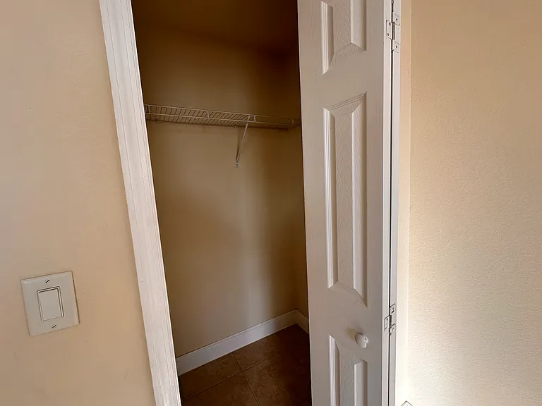 325 NE 23rd Ave #24 — Photo 15
