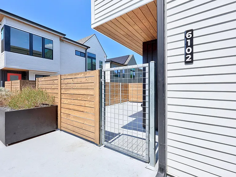 2200 McFly St #6102 — Photo 3