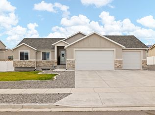 765 W Vista View Dr, Grantsville, UT 84029
