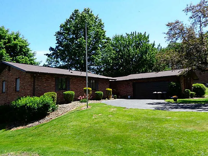 2592 Matterhorn Dr photo 1