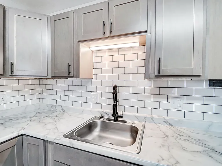 Hickory Creek Apartments — Photo 50