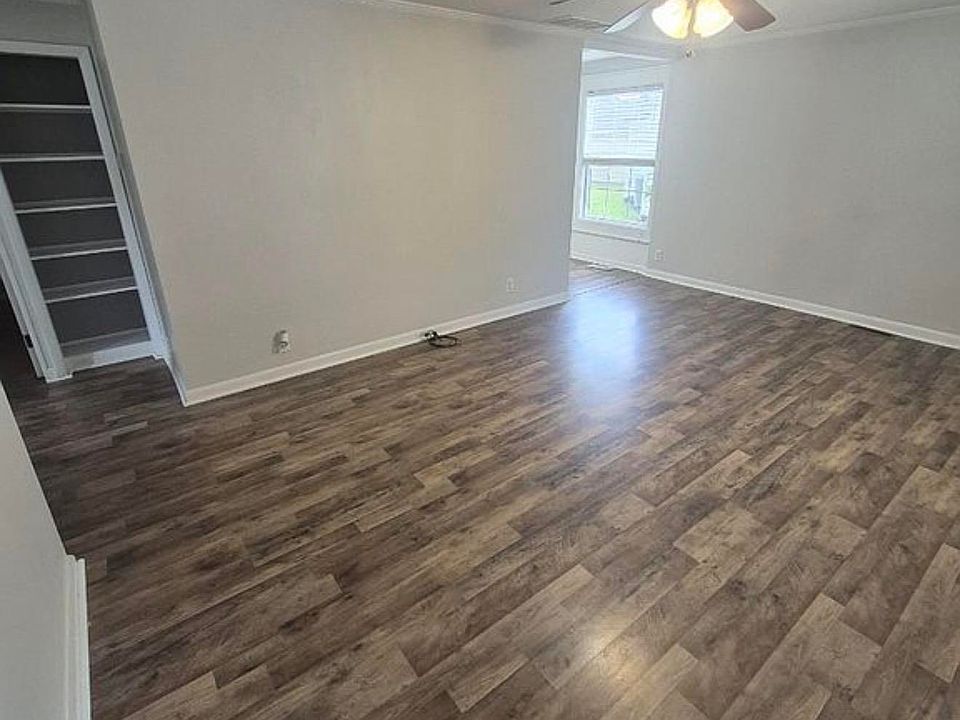 2nd image of 419 Kentucky Ave