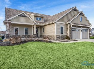 9884 Charles Glen Ln, Whitehouse, OH 43571