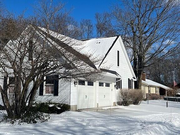 2nd image of 3338 Glenside Blvd