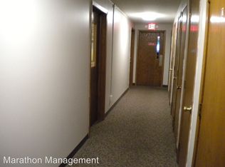 421 Division St APT 08, Excelsior, MN 55331