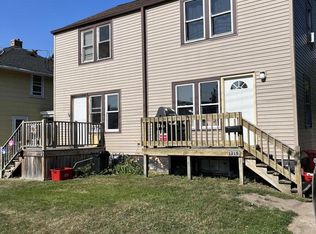 1217 S 18th St #1219, Manitowoc, WI 54220