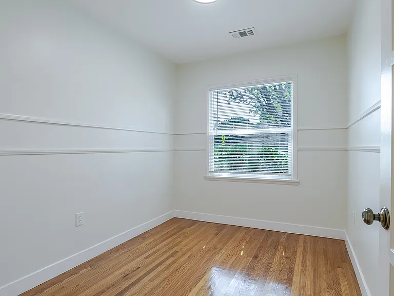 801 Elm Ave #A — Photo 11
