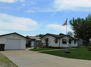 212 S Jasper St, Monroe, IA 50170