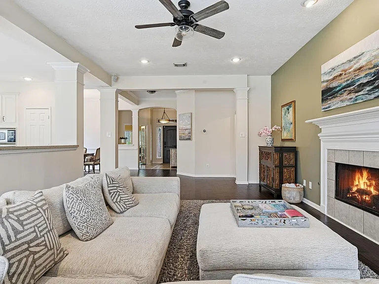 1010 Bringewood Chase Dr — Photo 17