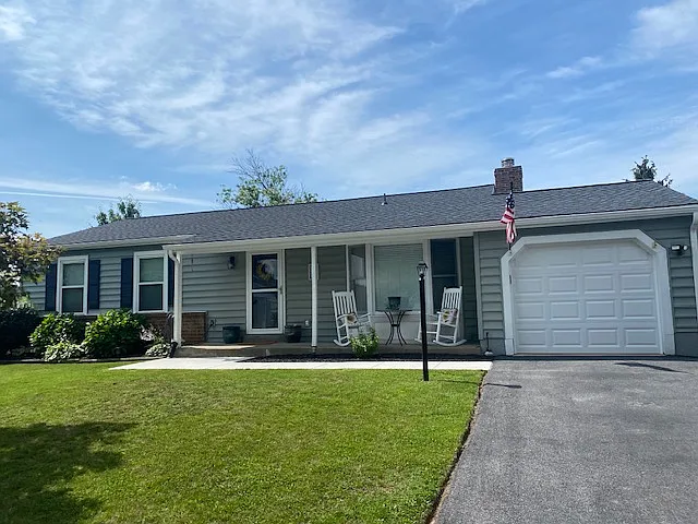 8501 Adventure Ct — Photo 3