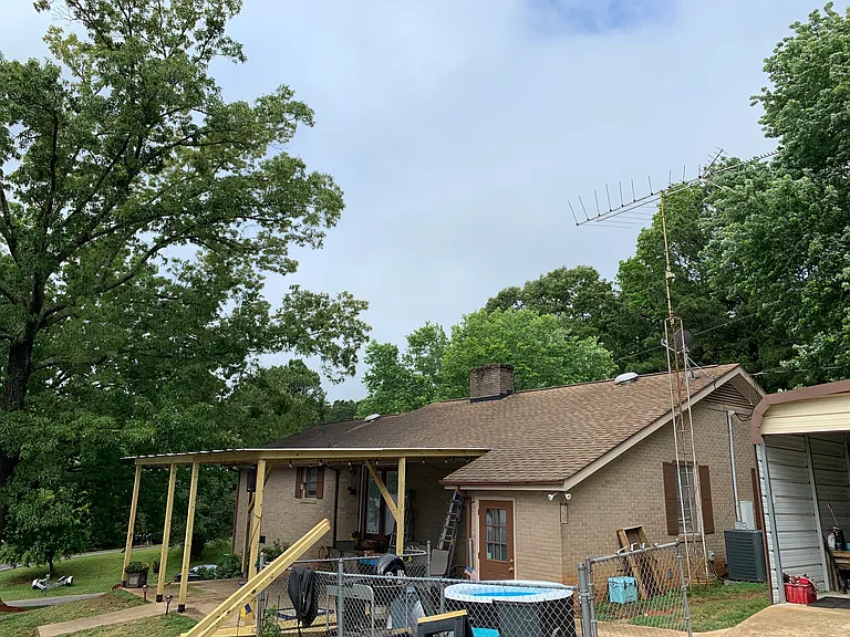 1465 Riverview Cir — Photo 2