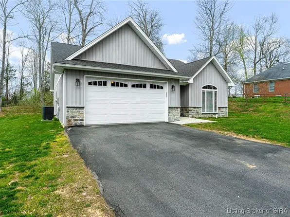 1030 Woodland Avenue, Corydon, IN 47112