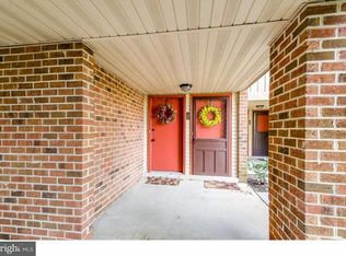 102A Cypress Point Cir, Mount Laurel, NJ 08054
