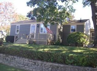 20 Massey Rd, Tiverton, RI 02878