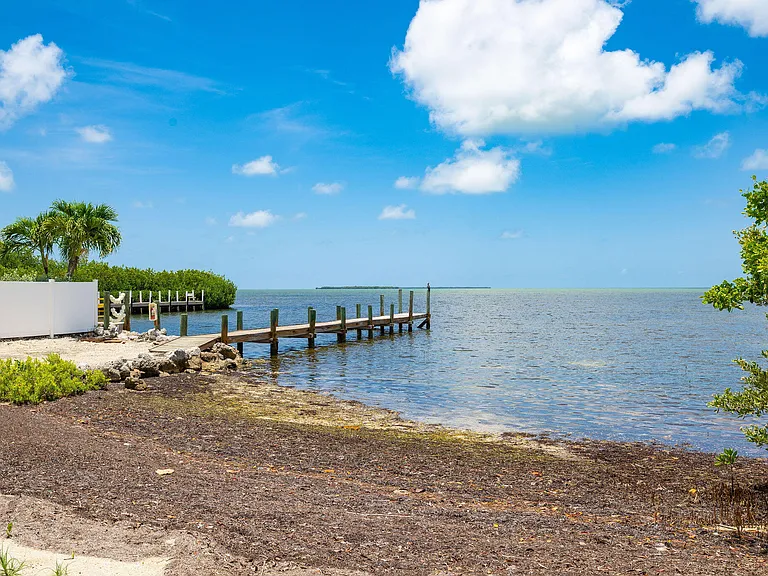 21640 Overseas Hwy — Photo 17