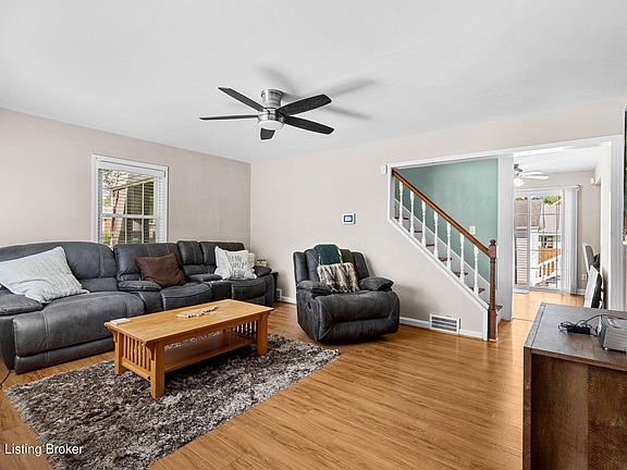 3rd image of 4901 Ranchland Dr