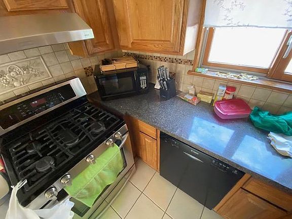 4th image of 2209 Fish Ave