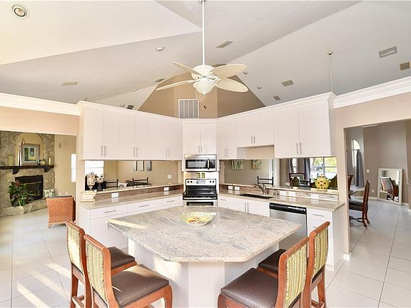 5th image of 756 Natalie Ln
