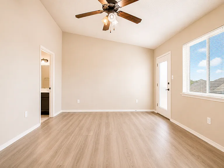 3236 Bell Point Dr — Photo 16