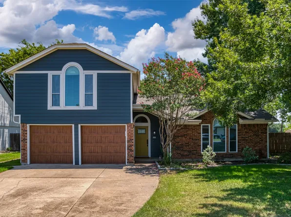 485 Ashley Ln, Roanoke, TX 76262