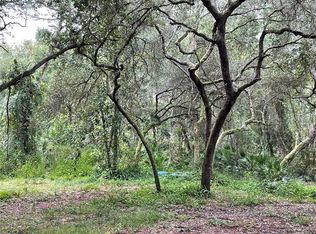 55147 1st St #11, Astor, FL 32102